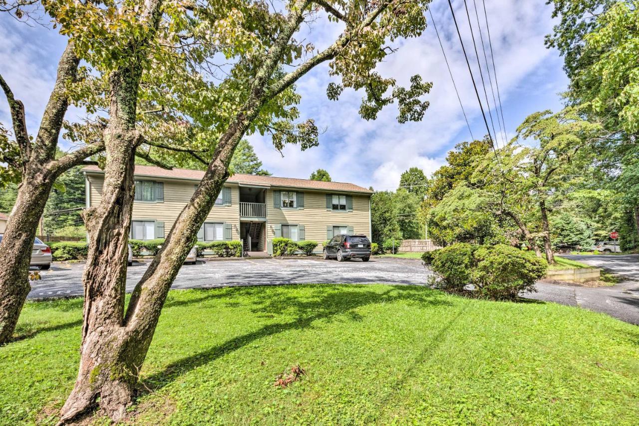 Condo With Sunroom, Near Downtown Hendersonville! Exterior photo